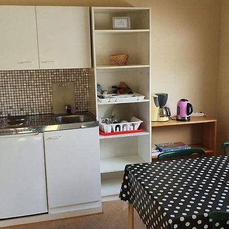 Sov Gott I Rabbalshede Apartment Екстериор снимка